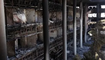 الهجمات على سجن إيوين تُعتبر تصرفاً ‘غير مسؤول’ وفقاً لأخت سجينة فرنسية