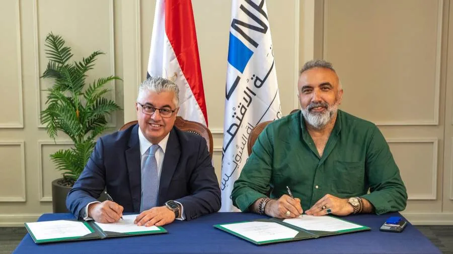 رئيس قناة السويس يبرم اتفاقية مشروع جديد مع شركة “شيريكجي أوغلو” التركية لصناعة أقمشة الجينز رئيس قناة السويس يبرم اتفاقية مشروع جديد مع شركة “شيريكجي أوغلو” التركية لصناعة أقمشة الجينز