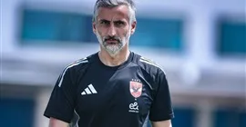 محلل الأهلي السابق: ريبيرو يختلف بشكل كامل عن كولر، والفريق الأحمر واجه صعوبة تحت الضغط العالي.