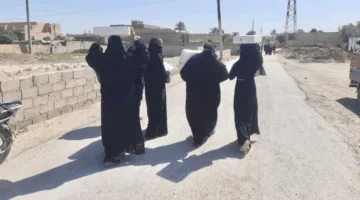 سلمان للإغاثة يوزع (1,563) صندوقًا من التمور في محافظة دير الزور بسوريا
