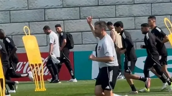 الأهلي يلتقي بورتو البرتغالي بعد أزمة “التسوق” وغياب الخماسي. الأهلي يلتقي بورتو البرتغالي بعد أزمة “التسوق” وغياب الخماسي.