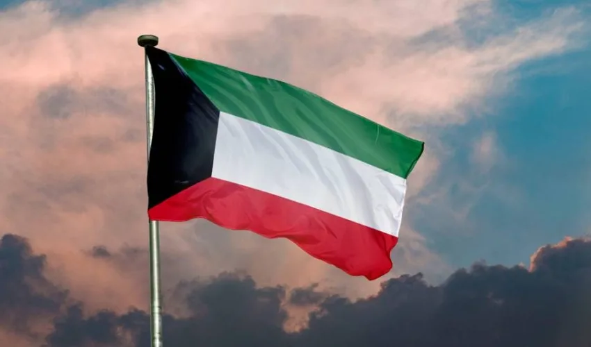 الكويت تعبر عن إدانتها القوية واستنكارها للاعتداءات على قاعدة العديد الجوية في قطر