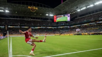 نجم الأهلي السابق: زيزو لا يستحق اللعب كأساسي ضد بورتو