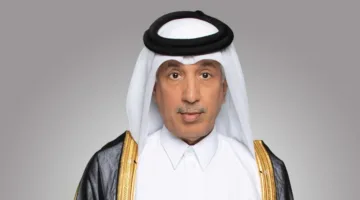 وزير الدولة للشؤون الخارجية يتلقى مكالمة هاتفية من وزير الخارجية والتجارة المجري