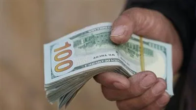 التحويلات تحت الضغط: مستقبل أموال المصريين في الخارج وسط تصاعد التوترات التحويلات تحت الضغط: مستقبل أموال المصريين في الخارج وسط تصاعد التوترات