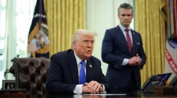 البيت الأبيض: ترامب ووزير الدفاع ورئيس الأركان في غرفة الوضع لمتابعة التطورات