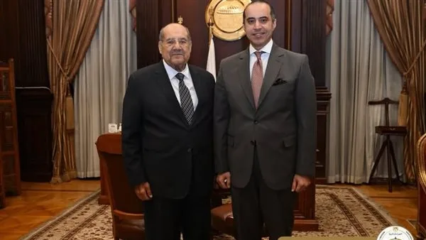 وزير الشؤون النيابية يعبر عن شكره لرئيس مجلس الشيوخ: شخصية وطنية بارزة وولاؤه للبلاد. وزير الشؤون النيابية يعبر عن شكره لرئيس مجلس الشيوخ: شخصية وطنية بارزة وولاؤه للبلاد.