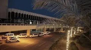 ما هو الواقع وراء استهداف مطار بغداد الدولي وانقطاع الكهرباء في صالة المسافرين؟