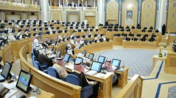 الشورى يدعو لإعادة تقييم نظام العام الدراسي المطول