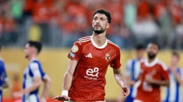 الهدف الثالث للأهلي: وسام أبو علي يسجل هاتريك برأسية مميزة في مرمى بورتو