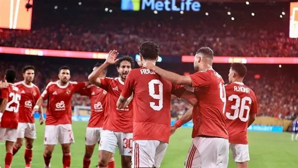 الأهلي يخرج من كأس العالم للأندية بتعادل مثير مع بورتو 4-4 الأهلي يخرج من كأس العالم للأندية بتعادل مثير مع بورتو 4-4