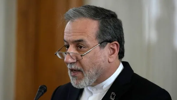 عراقي: العمليات ضد إسرائيل اختتمت في الرابعة صباحاً.. ولا اتفاق رسمي بشأن وقف إطلاق النار عراقي: العمليات ضد إسرائيل اختتمت في الرابعة صباحاً.. ولا اتفاق رسمي بشأن وقف إطلاق النار