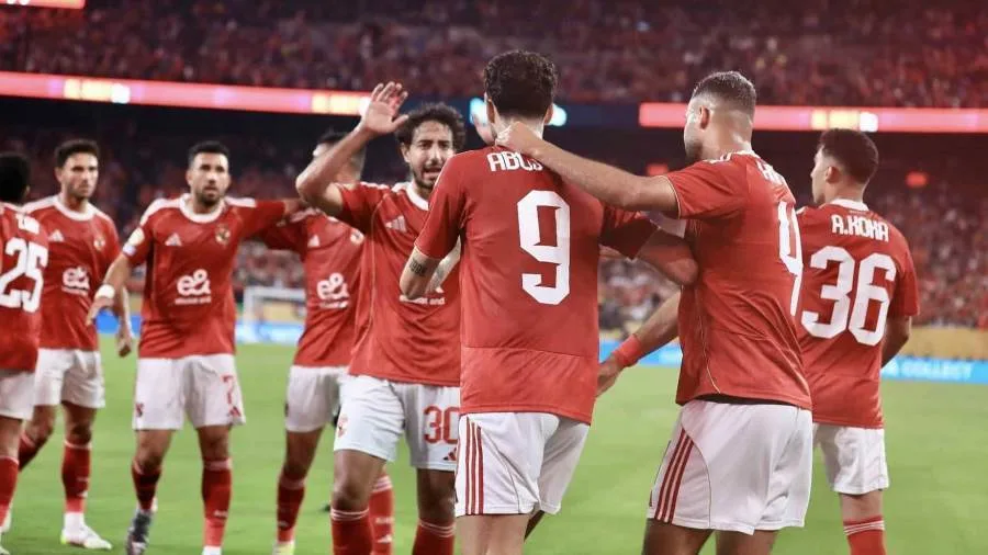عاجل.. هل سيستمر الأهلي في الاحتفاظ بـ “أخطر خطر”؟ عاجل.. هل سيستمر الأهلي في الاحتفاظ بـ “أخطر خطر”؟