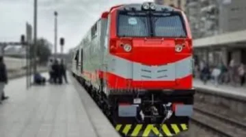 النقل تطالب المواطنين باتباع إرشادات عبور المزلقانات لحماية الأرواح وسلاسة حركة القطارات