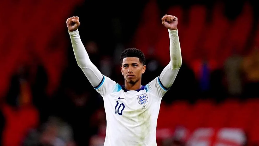 بيلينغهام يتخوف من تأثير ملاعب أمريكا على كأس العالم بيلينغهام يتخوف من تأثير ملاعب أمريكا على كأس العالم
