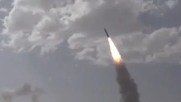 عاجل: 9 ضحايا و33 مصابًا نتيجة قصف الاحتلال.. ومقتل 8 إسرائيليين بصاروخ على بئر السبع. عاجل: 9 ضحايا و33 مصابًا نتيجة قصف الاحتلال.. ومقتل 8 إسرائيليين بصاروخ على بئر السبع.