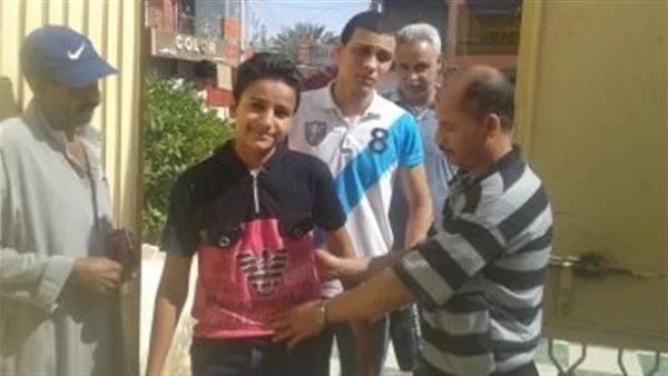 البدء في إجراءات تفتيش طلاب الثانوية العامة قبل دخولهم إلى اللجان