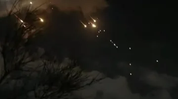 إسرائيل تستأنف رحلاتها الجوية بعد إغلاق المجال بسبب الهجمات الصاروخية الإيرانية.