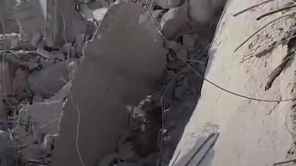 لقطات من الدمار الهائل في بئر السبع جراء هجمات الصواريخ الإيرانية لقطات من الدمار الهائل في بئر السبع جراء هجمات الصواريخ الإيرانية