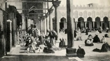 ألف عام من التأثير والتطور: ما هو تاريخ الأزهر؟