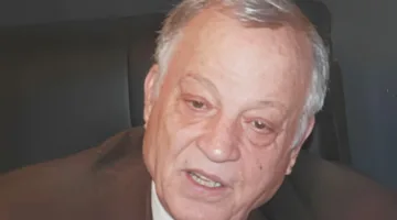 من كافيتيريا الأهرام إلى الخطوط الأمامية.. رحلة محمد عبد المنعم في عالم التحرير العسكري