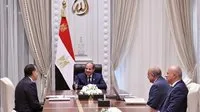 الرئيس السيسي يناقش استراتيجية تحسين خدمات الكهرباء والطاقة المتجددة في مصر