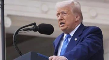 ترامب يطلب من Senators التوجه إلى غرفة الاجتماع لإقرار القانون المهم.
