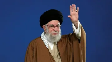 هآرتس: هل يعني النقاش حول الإطاحة بخامنئي أن اغتيال قادة الدول أصبح مقبولاً؟