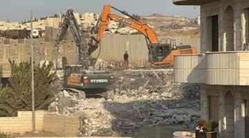 الاحتلال يستمر في تدمير المنشآت في مخيم نور شمس