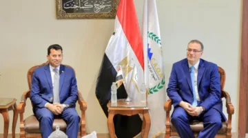رئيس إدارة التنظيم يستقبل وزير الشباب والرياضة لمناقشة تعزيز التعاون المشترك