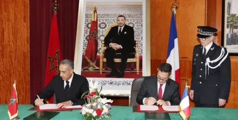المغرب وفرنسا يبرمان اتفاقًا لمكافحة الجريمة المنظمة عبر الحدود المغرب وفرنسا يبرمان اتفاقًا لمكافحة الجريمة المنظمة عبر الحدود