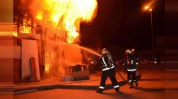 إطفاء حريق في مصنع لمستحضرات التجميل بالقطامية