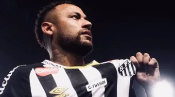 نيمار يمدد عقده مع سانتوس البرازيلي ويتأخر في العودة إلى أوروبا حتى عام 2026.
