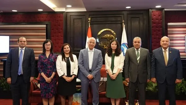 «مستقبل وطن» يستضيف وفدًا من السفارة الصينية لتعزيز التعاون الثنائي والدبلوماسية الحزبية «مستقبل وطن» يستضيف وفدًا من السفارة الصينية لتعزيز التعاون الثنائي والدبلوماسية الحزبية