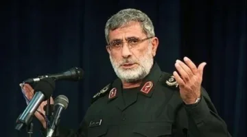 مفاجأة غير متوقعة لإسرائيل.. ظهور قائد فيلق القدس في احتفالات “الانتصار الإلهي”