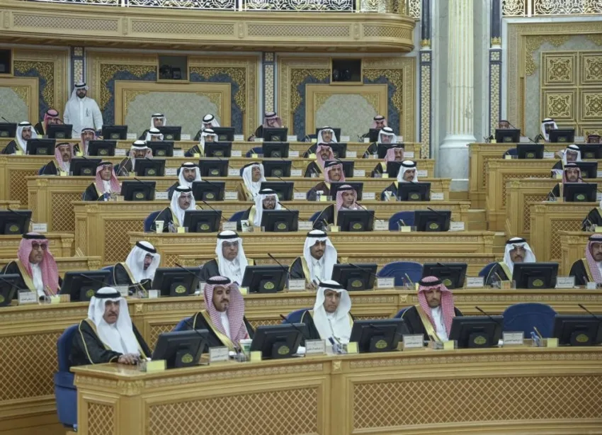 إعادة تقييم التكاليف المفروضة على المستوردين والمصدرين