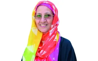 نجاة مكي.. رائدة الفن الإماراتي بلقب “فارس”