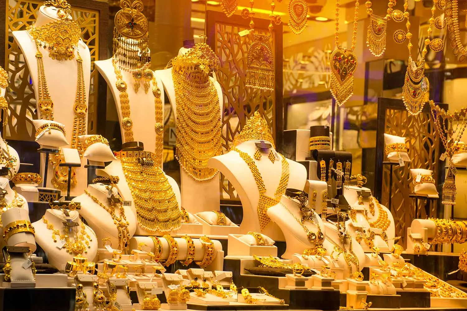 أحدث أسعار الذهب عيار 21 بتاريخ 25 يونيو 2025 أحدث أسعار الذهب عيار 21 بتاريخ 25 يونيو 2025