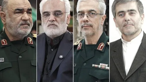 إيران تُقيم في طهران يوم السبت مراسم جنازة لشهداء من القادة والعلماء الذين ضحوا في الحرب ضد إسرائيل. إيران تُقيم في طهران يوم السبت مراسم جنازة لشهداء من القادة والعلماء الذين ضحوا في الحرب ضد إسرائيل.