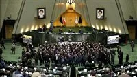 إيران: لجنة برلمانية تقرر وقف التعاون النووي وتدعو لمحاكمة جروسي