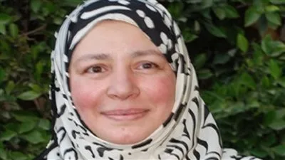 منهم عبلة كامل وعادل إمام.. مشاهير لا يزالون على قيد الحياة لكنهم غابوا عن الأضواء لأسباب غير متوقعة