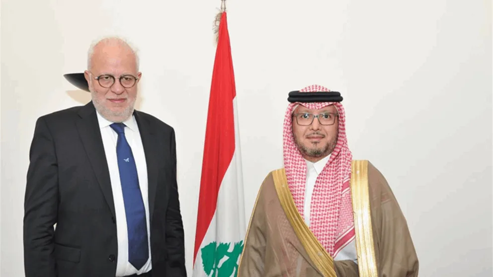 بخاري اجتمع بوزير العدل بخاري اجتمع بوزير العدل
