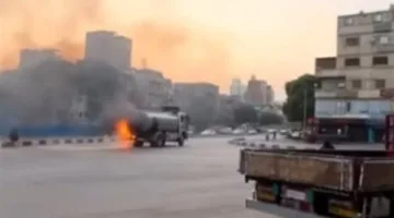 شاب يحمي حيًّا في مصر القديمة من كارثة بعد احتراق سيارة للجاز
