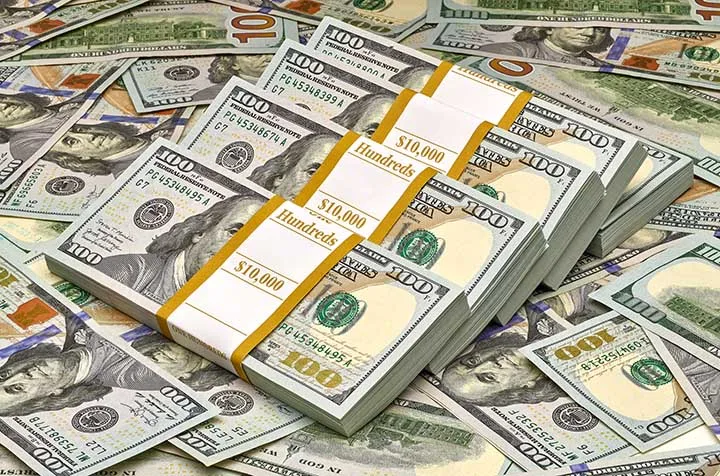 4 مشروعات استثمارية كبيرة ستؤدي إلى انخفاض سعر صرف الدولار إلى 45 جنيه في البنوك.. اكتشف التفاصيل!