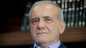 الرئيس الإيراني: من الضروري أن نكون جاهزين وقويين لمواجهة أي تهديد لسيادتنا