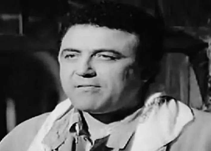وفاة الفنان عماد محرم عن عمر ناهز 74 عامًا بعد معاناة طويلة مع المرض.. تفاصيل مكان الجنازة والعزاء. وفاة الفنان عماد محرم عن عمر ناهز 74 عامًا بعد معاناة طويلة مع المرض.. تفاصيل مكان الجنازة والعزاء.