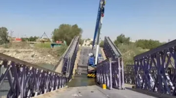 إصابة 5 عمال نتيجة انهيار جسر أثناء تفكيكه في الديوانية (صورة)