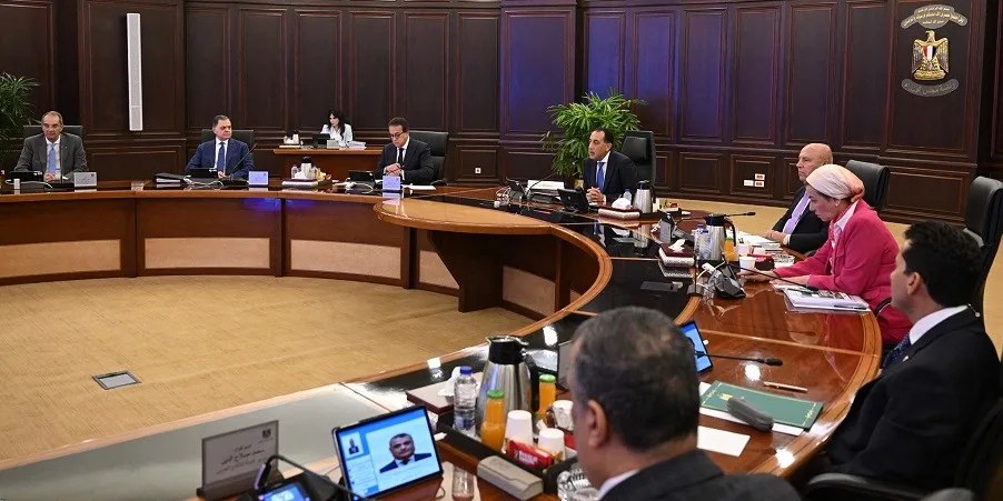 الحكومة تصادق على مشروع قانون لتعديل بعض بنود التأمينات الاجتماعية الحكومة تصادق على مشروع قانون لتعديل بعض بنود التأمينات الاجتماعية