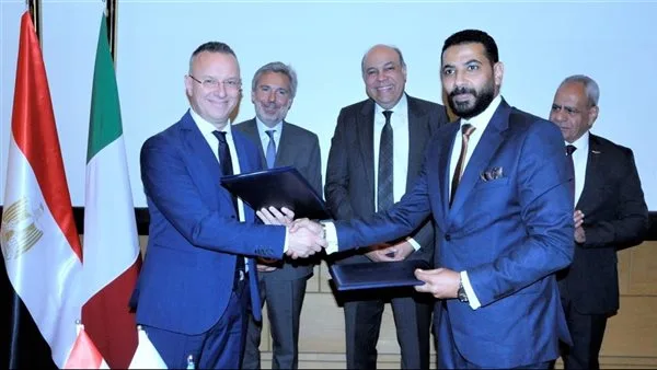 وزير الطيران والسفير الإيطالي يوقعان اتفاقية شراكة استراتيجية بين شركة SAVIS وأكاديمية FLYON Aero الإيطالية