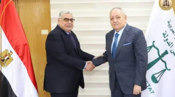 المستشار أحمد عبود يبارك للرئيس الجديد لمجلس الدولة بمناسبة توليه المنصب